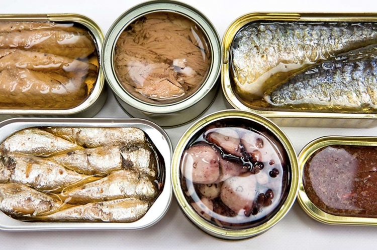О выявлении несоответствия по качеству укладки рыбы в рыбных консервах 