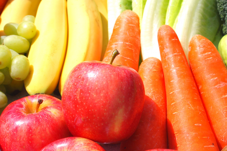 В марте эксперты Краснодарского отделения проверили около 6 тысяч тонн свежих фруктов и овощей