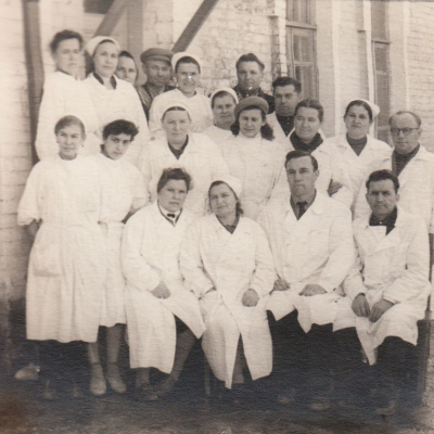 Коллектив сотрудников лаборатории конец 50-х начало 60-х гг.